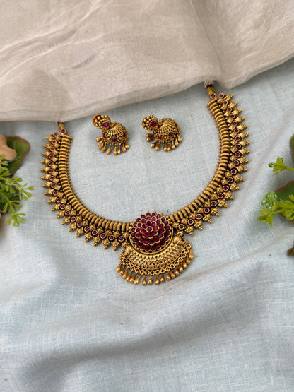 Royal Antique Short Necklace Set 1096