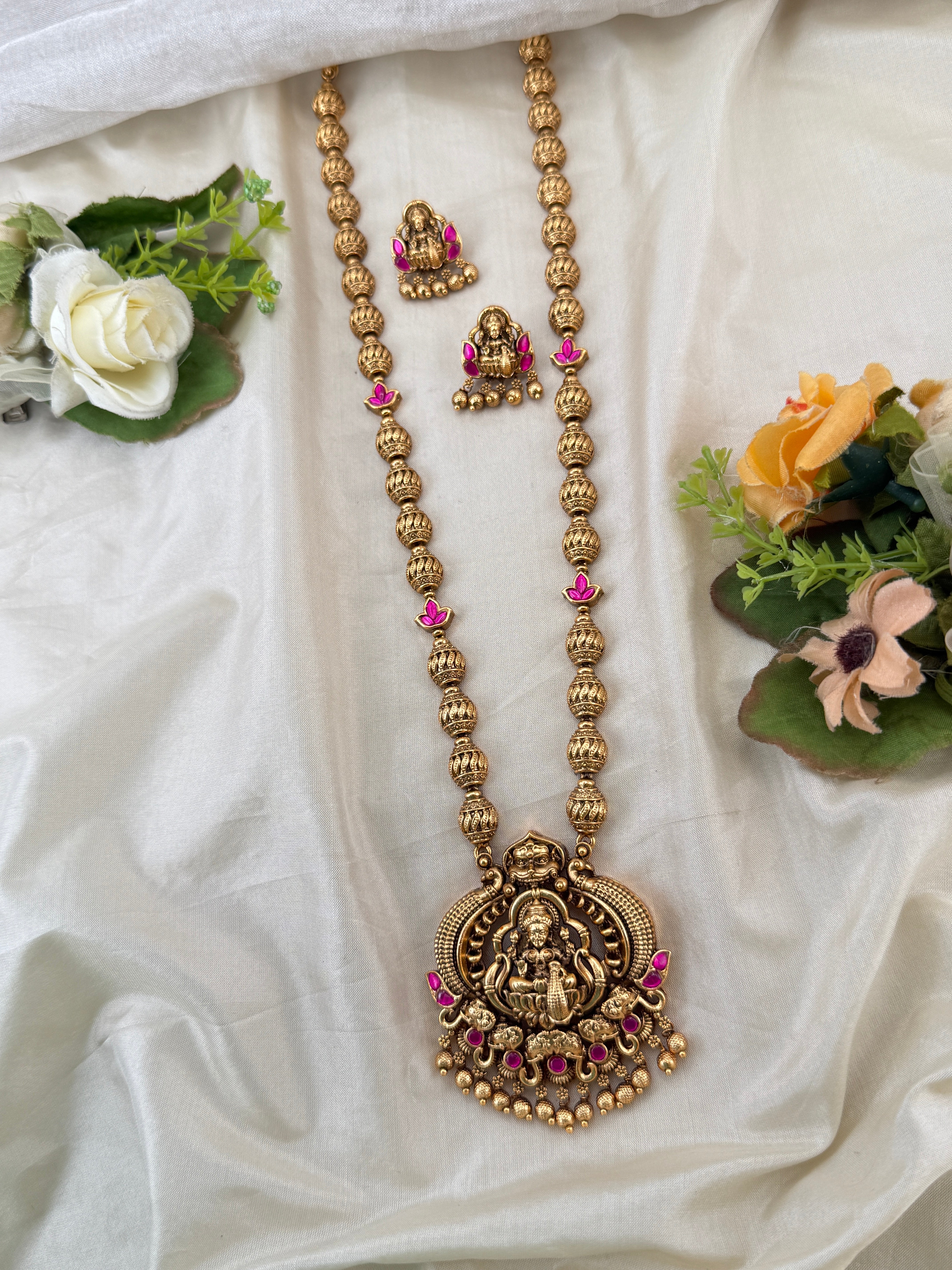 Traditional Gold Jadebille – South Indian Bridal Hair Accessory, jadebille, hair choti