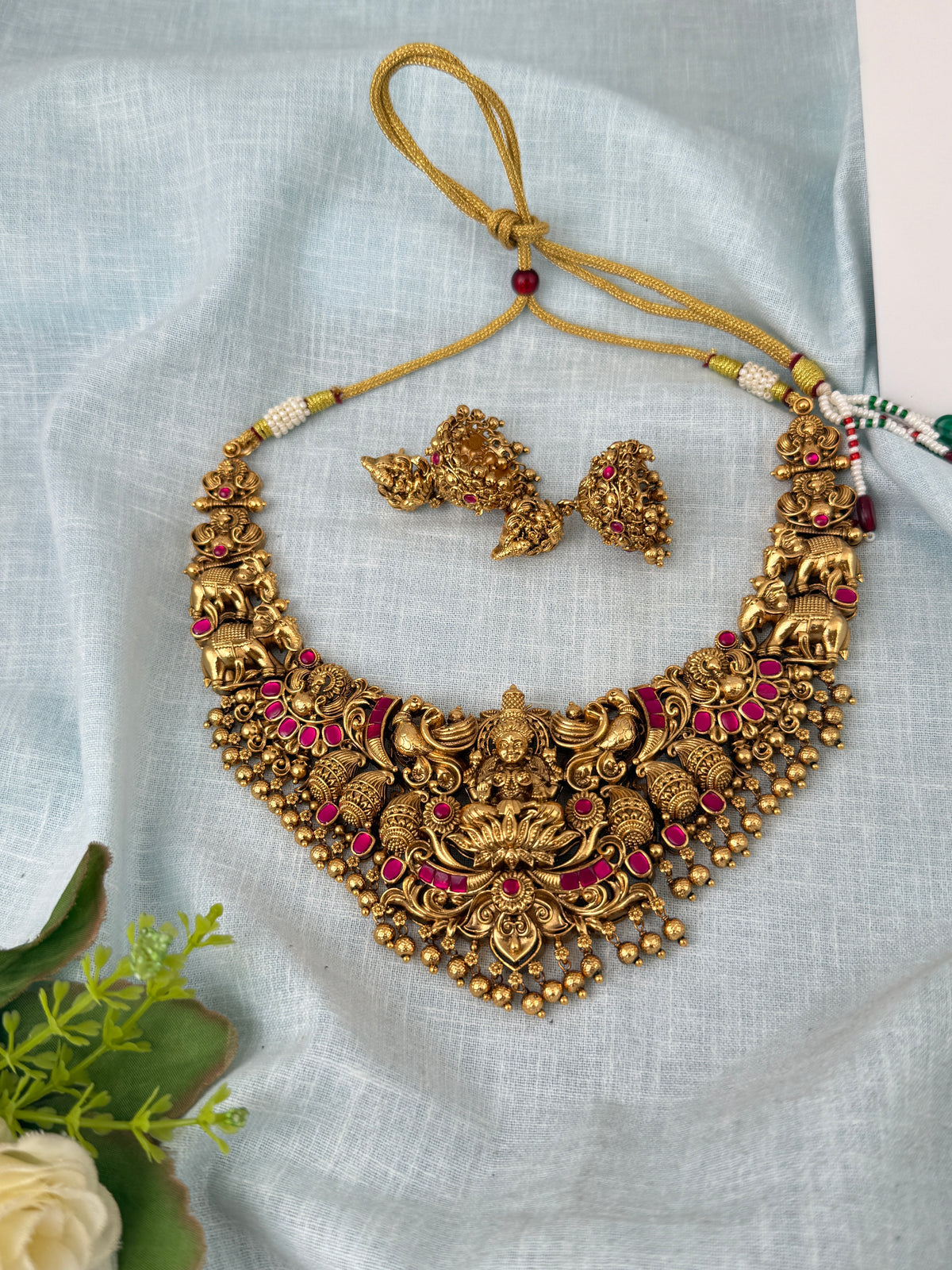 Antique Grand Lakshmi Necklace Premium Short Set | N1104