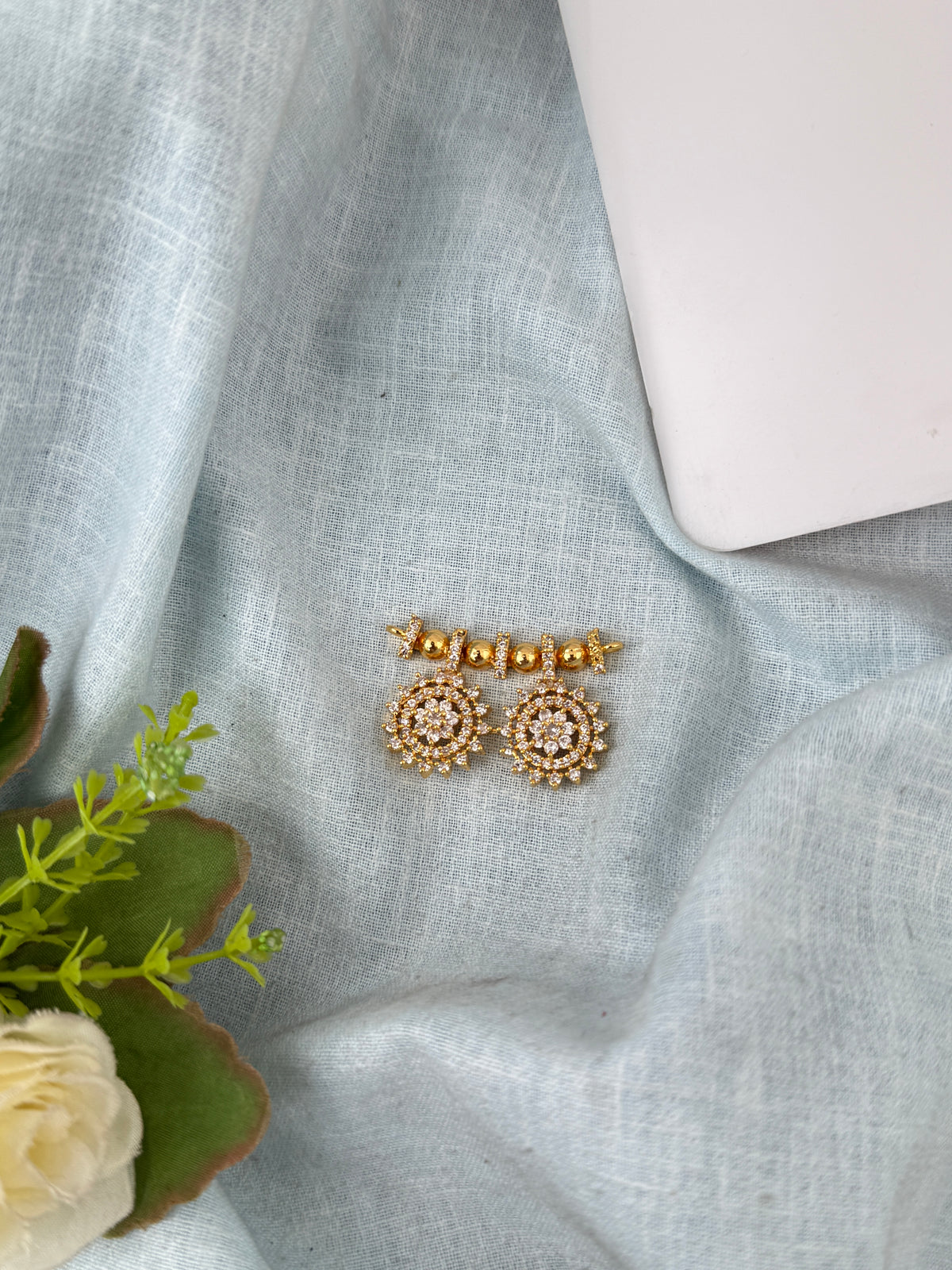 Traditional designer pendants for women