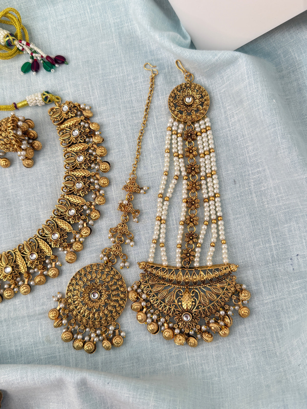 Antique Kundan Necklace With Maatal And Passa Short Set| N1075