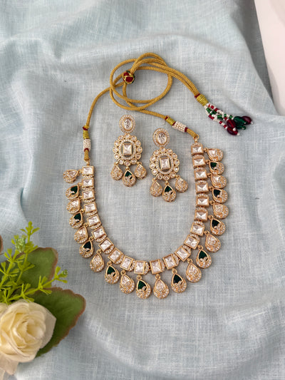 Traditional Kundan necklace for women