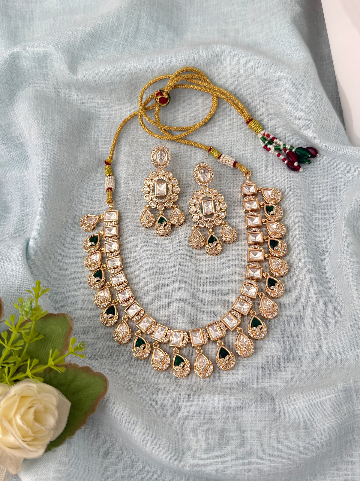 Traditional Kundan necklace for women