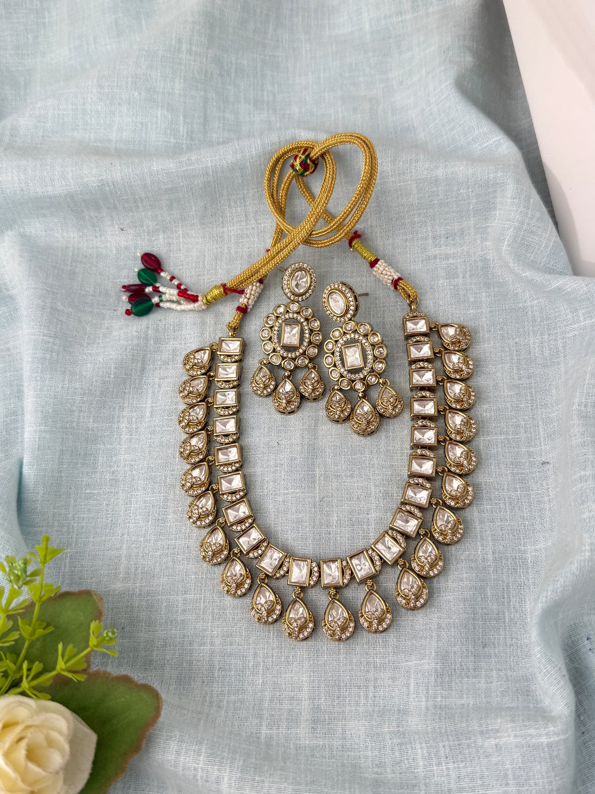 Traditional Kundan necklace for women