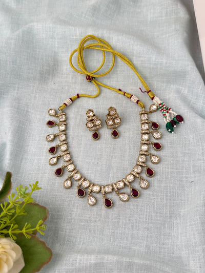 Traditional Kundan necklace for women