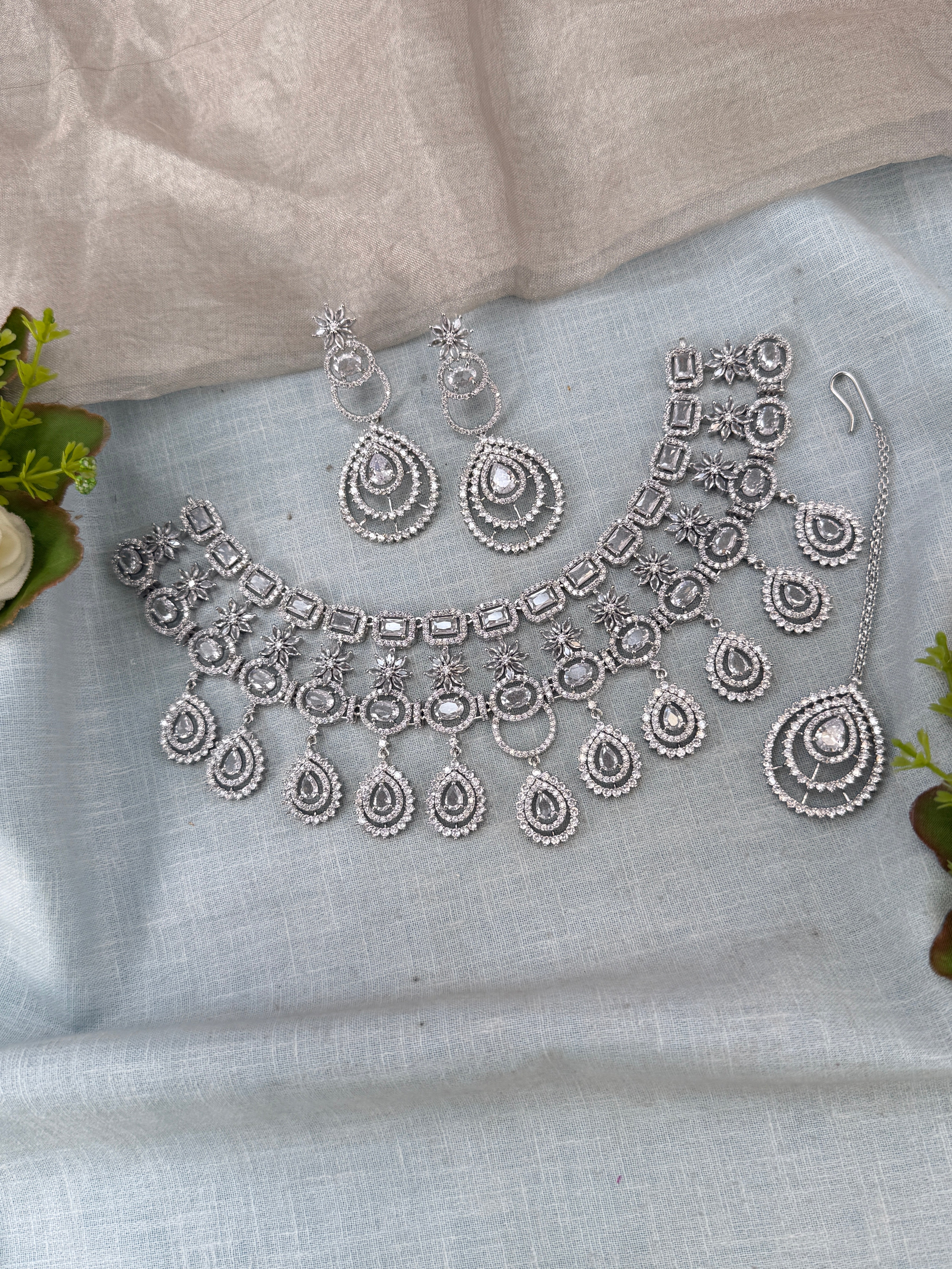 Antique Gold Necklace for Women – Traditional Ethnic Jewelry Online, bridal necklaces online