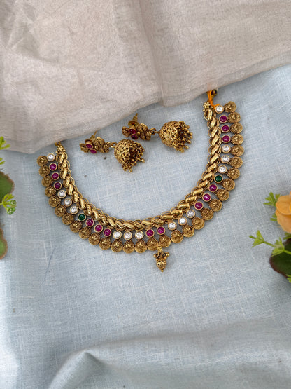 Royal Antique S Leaf Short Necklace Set 197