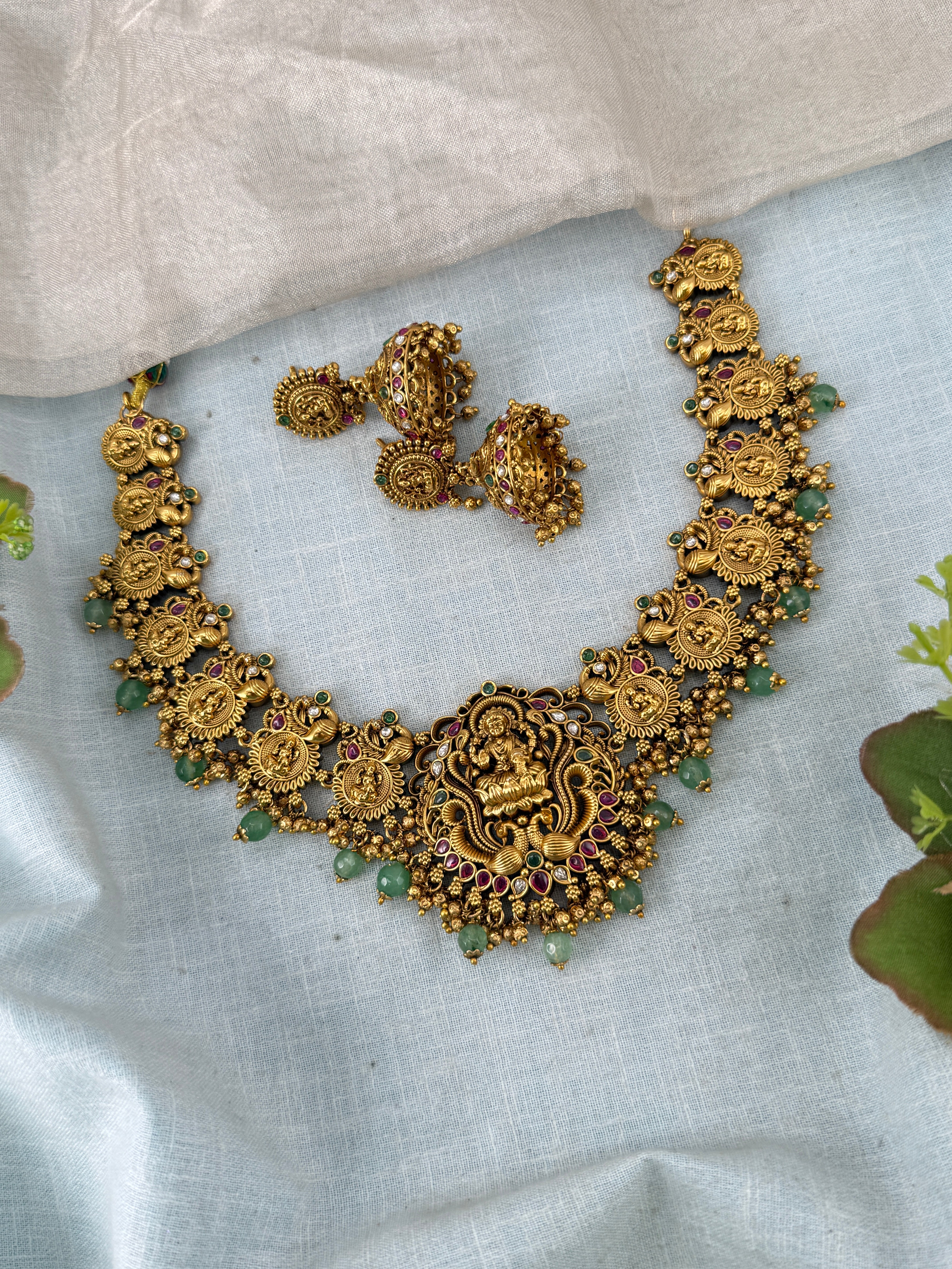 Royal Antique Lakshmi Short Necklace Set 1185