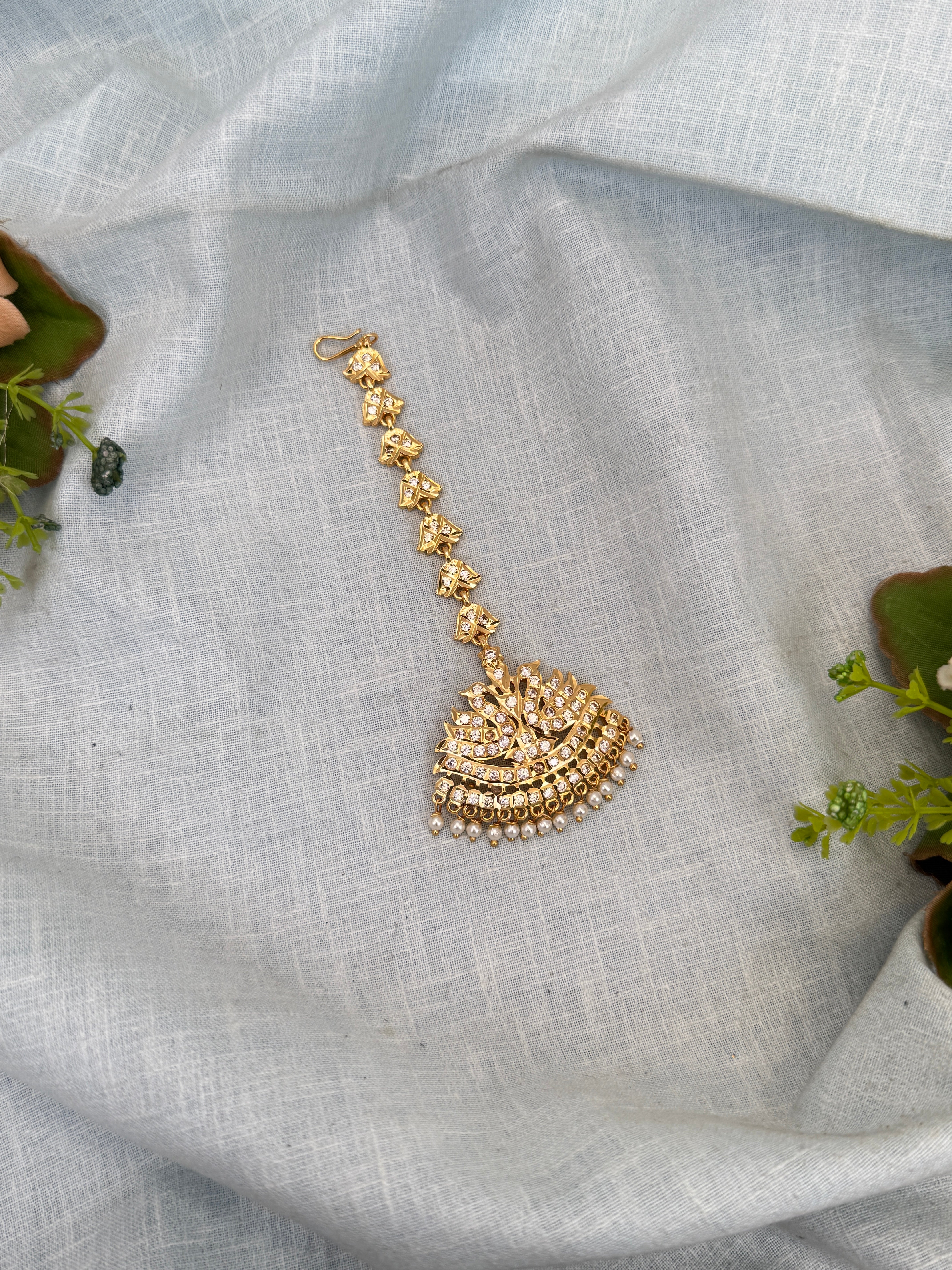 Maang tikka, maang teeka, matha patti, bridal maang tikka