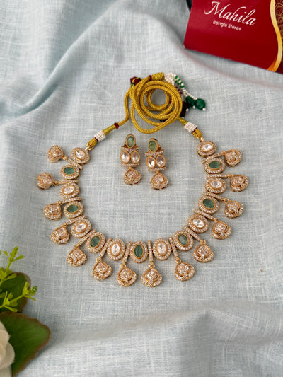 Traditional Kundan necklace for women