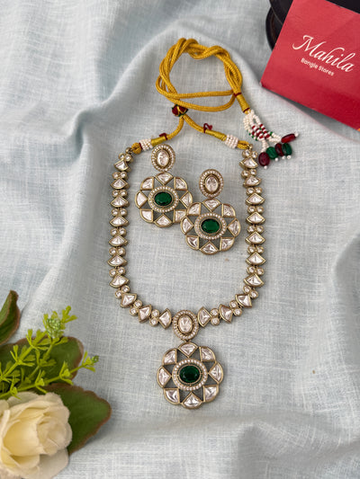 Traditional Kundan necklace for women