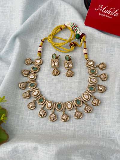 Traditional Kundan necklace for women