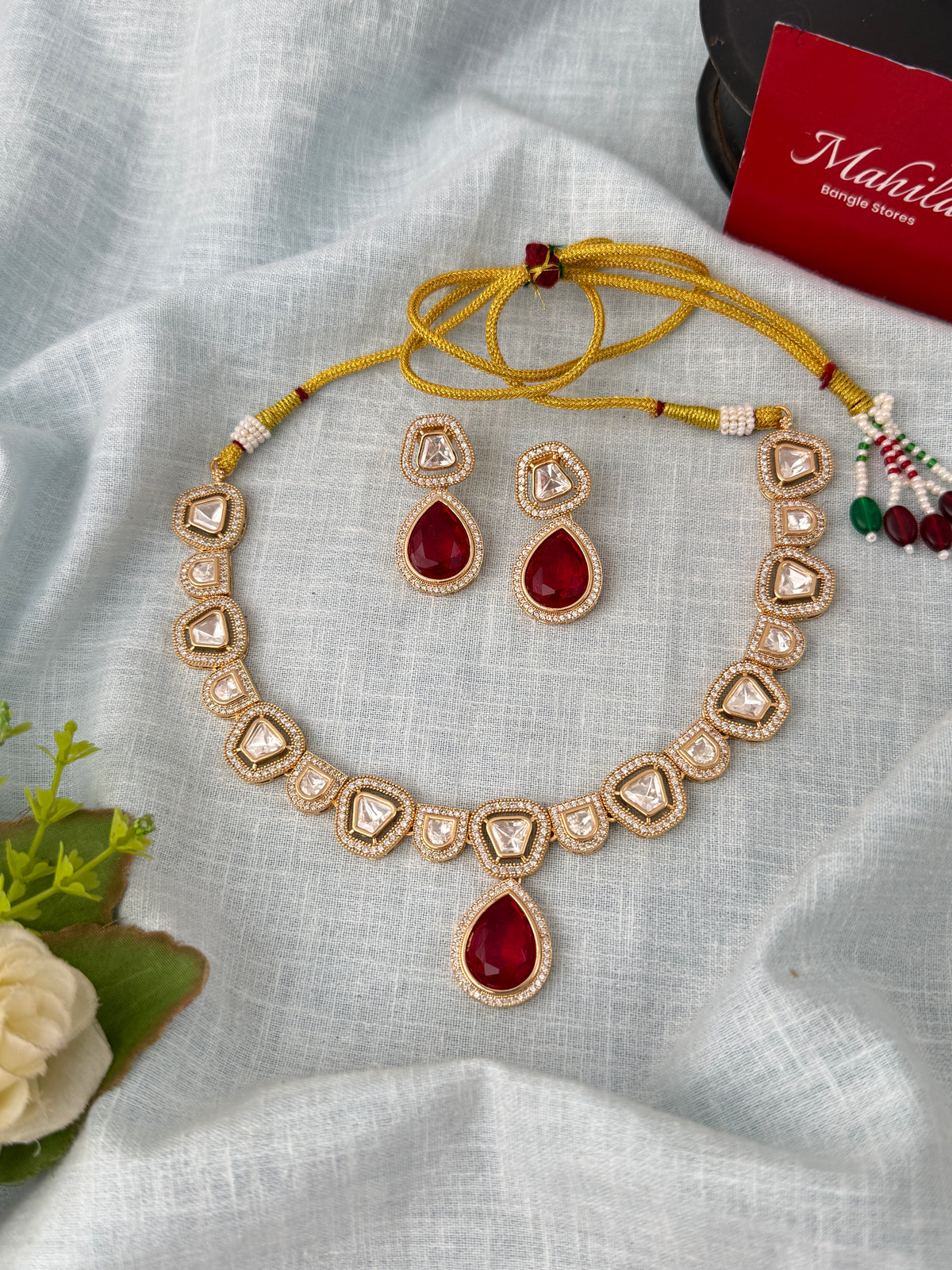 Traditional Kundan necklace for women