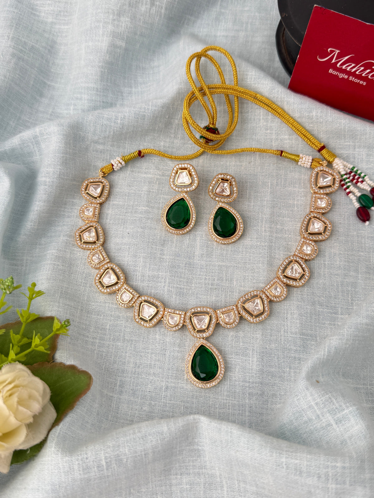 Traditional Kundan necklace for women