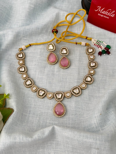 Traditional Kundan necklace for women