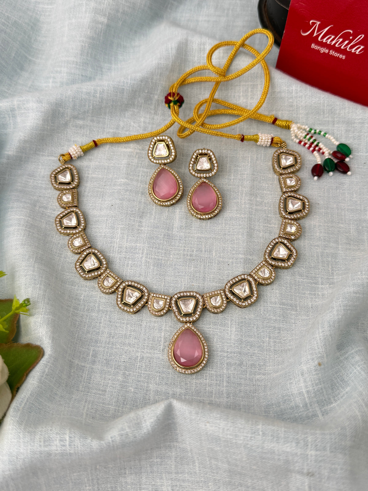 Traditional Kundan necklace for women