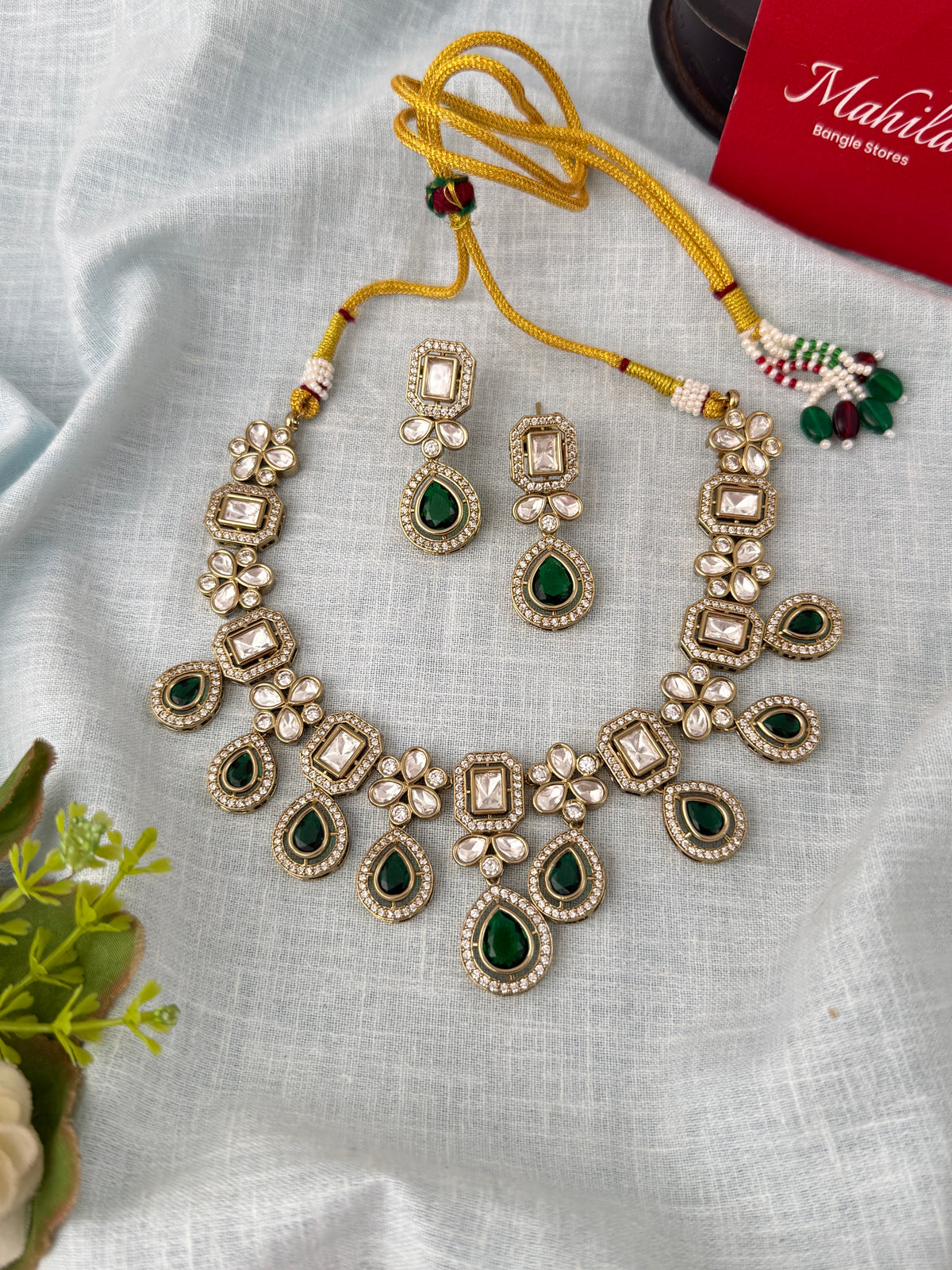 Traditional Kundan necklace for women