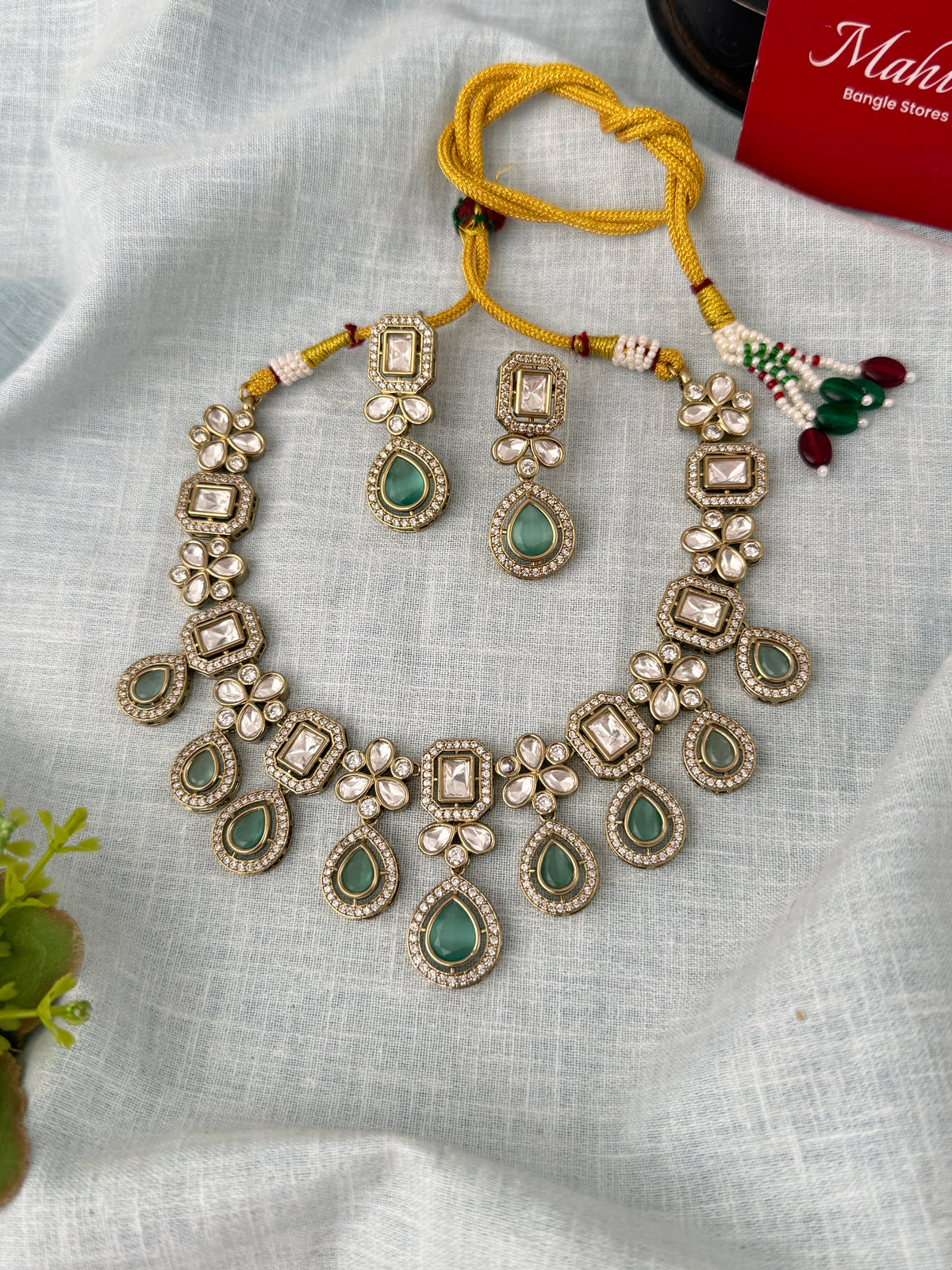 Kundan Designer Necklace Premium Short Set | N0995