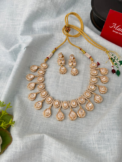 Traditional Kundan necklace for women