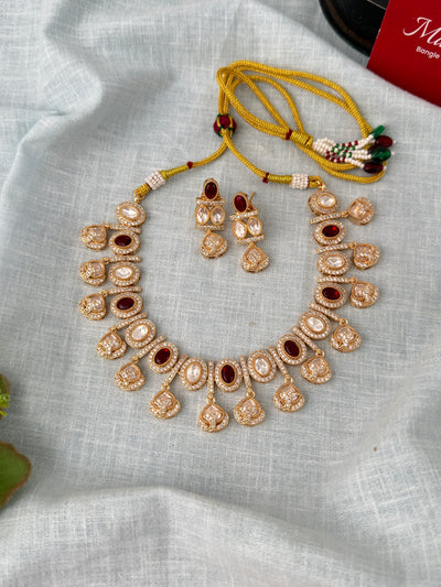 Traditional Kundan necklace for women