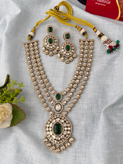Traditional Kundan necklace for women