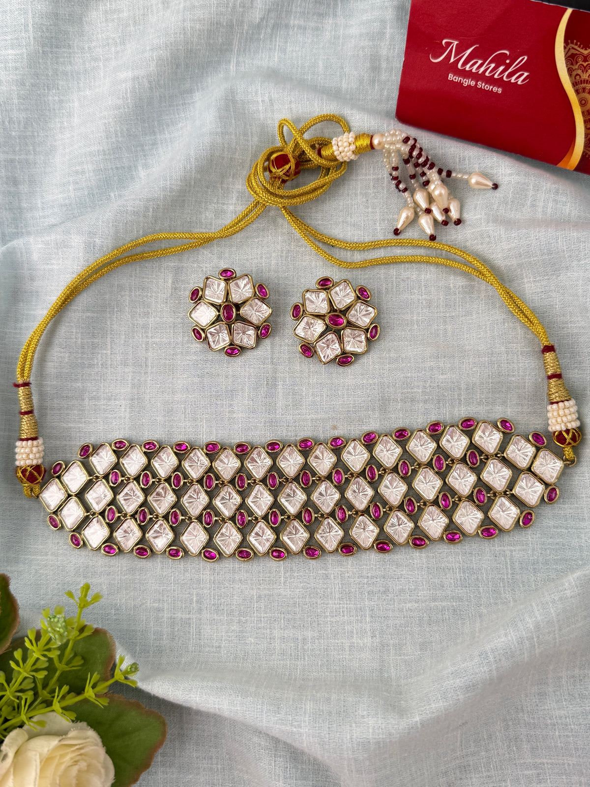 Traditional Kundan necklace for women