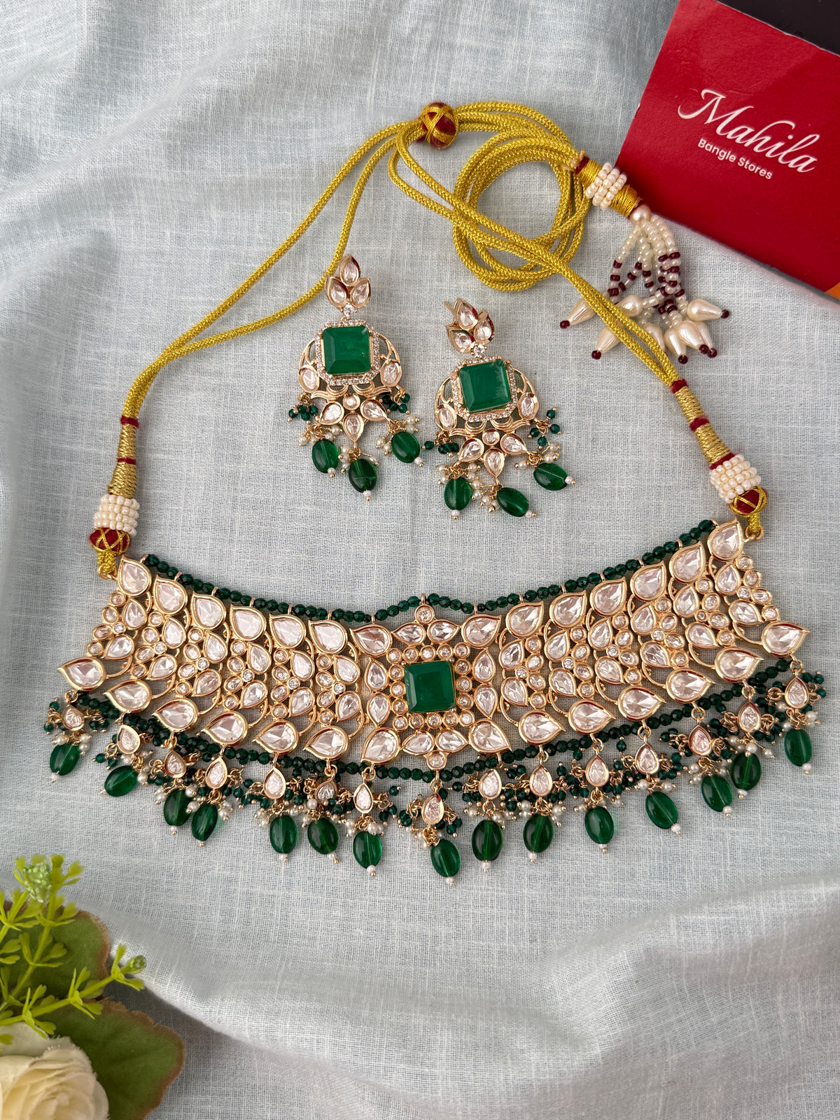 Traditional Kundan necklace for women