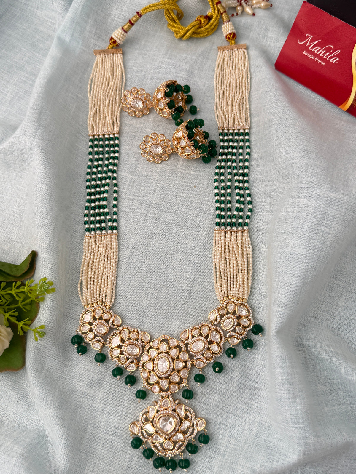 Traditional Kundan necklace for women