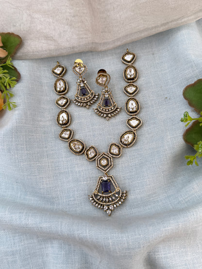 Luxurious Victorian Kundan Stone Pendant Short Necklace Set 760