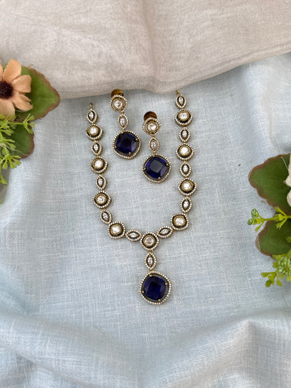 Luxurious Victorian Kundan Stone Pendant Short Necklace Set 764