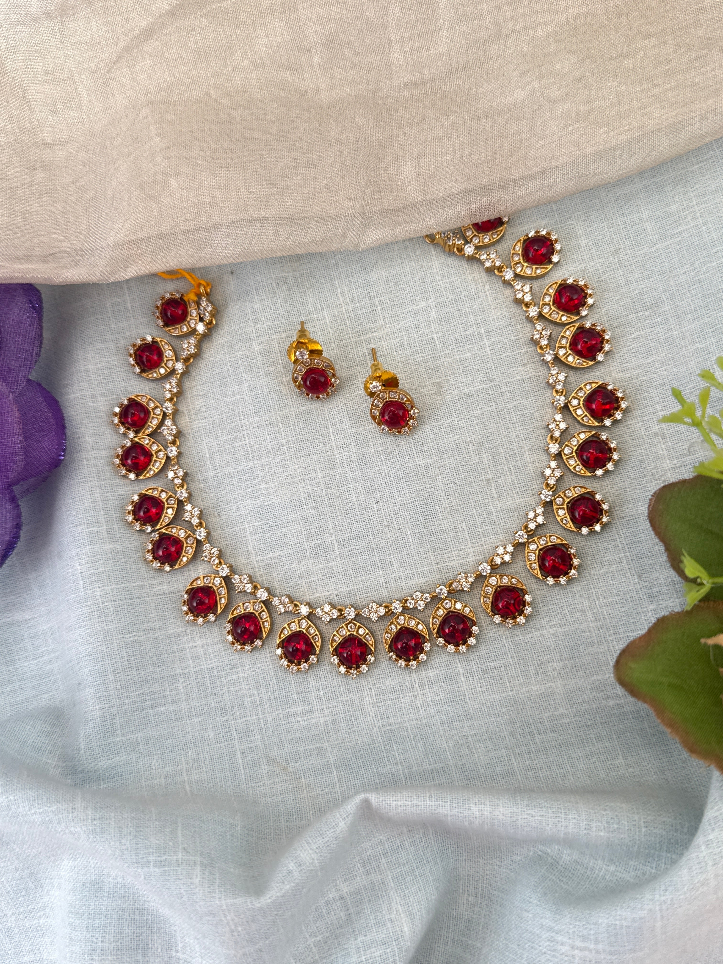 Royal Antique Short Necklace Set 1218