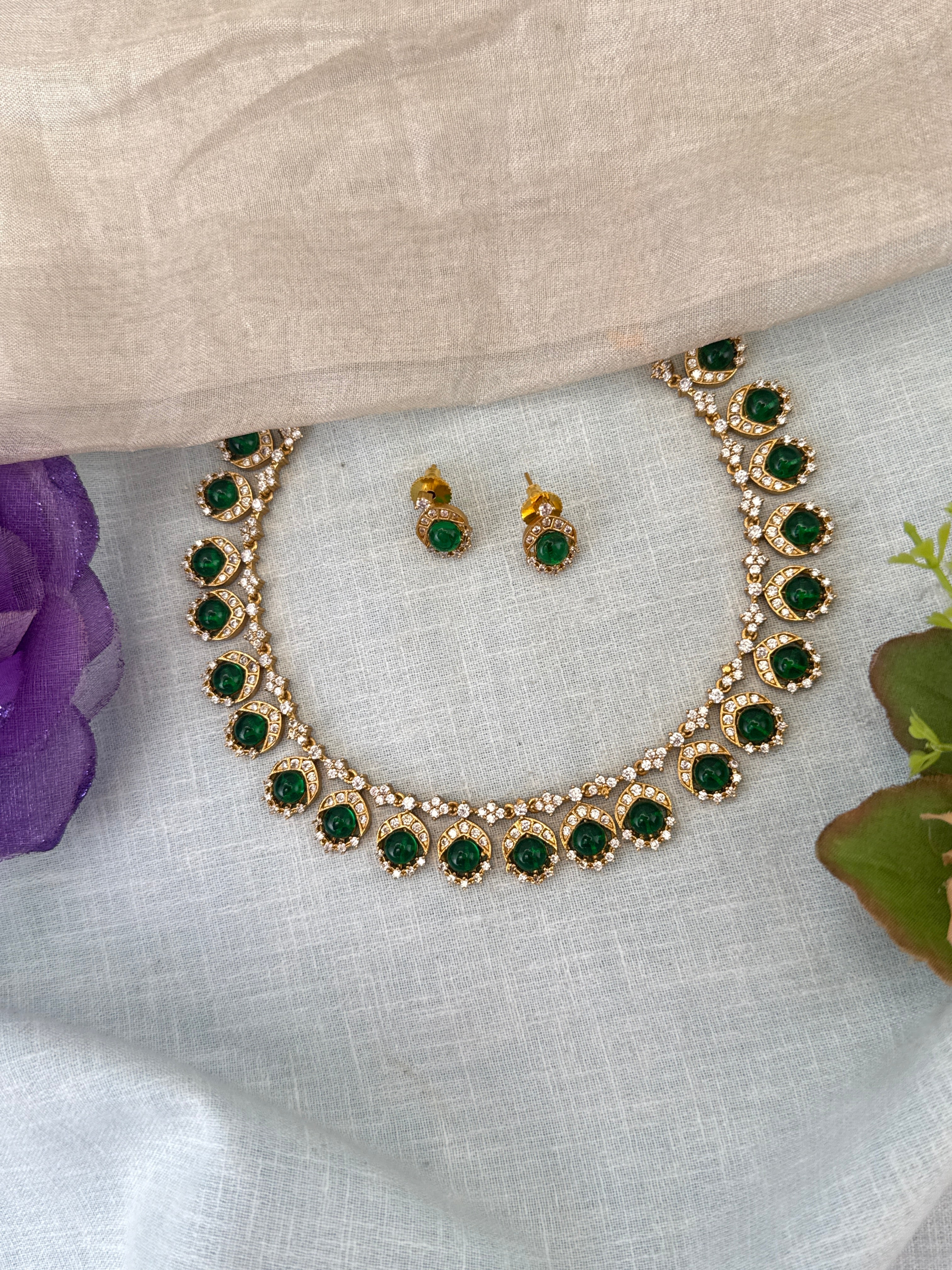 Royal Antique Short Necklace Set 1228