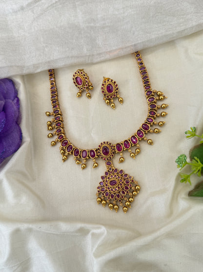 Royal Antique Pendant Short Necklace Set 1229