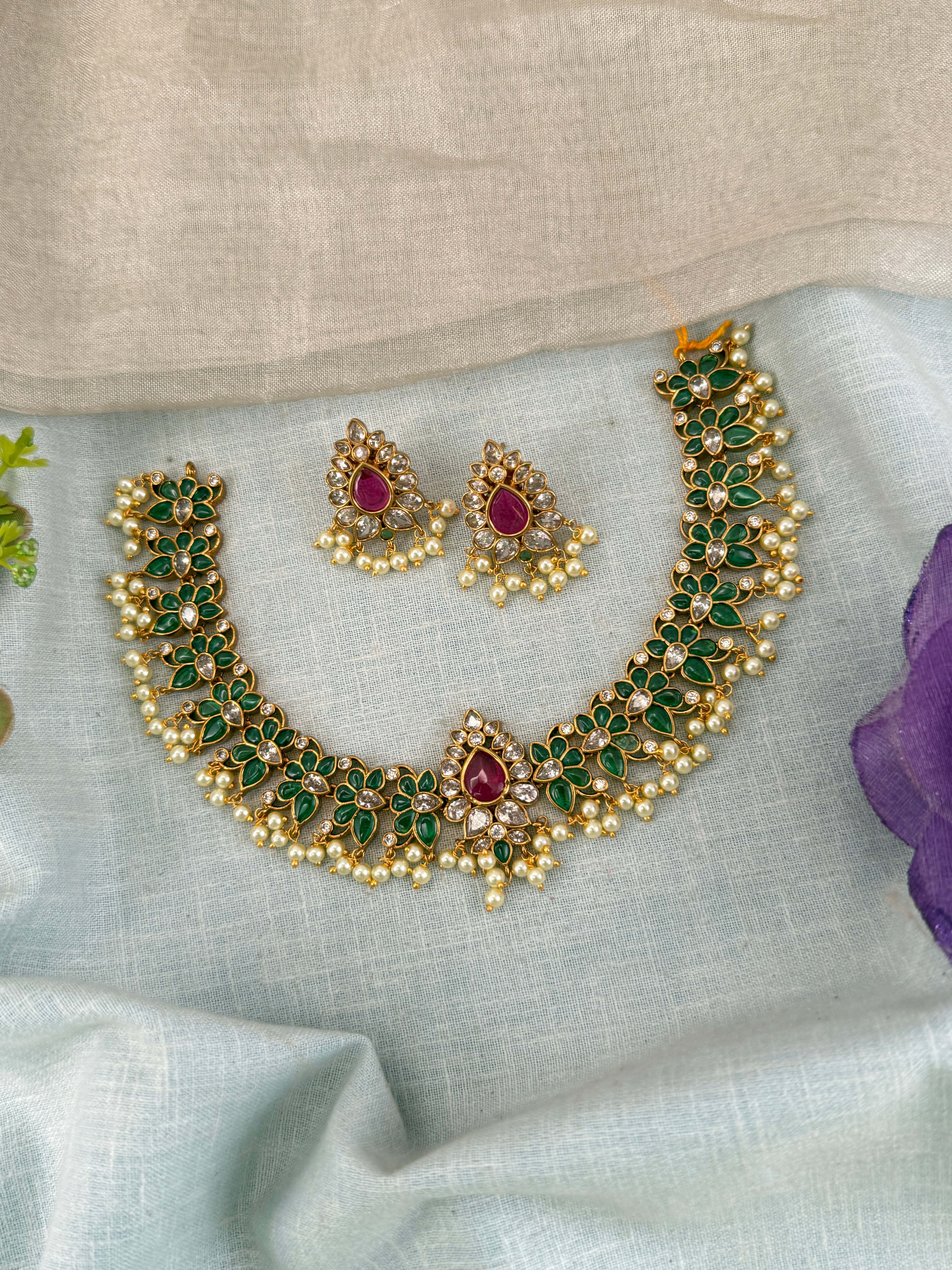 Luxurious Antique Kundan Short Necklace Set 771