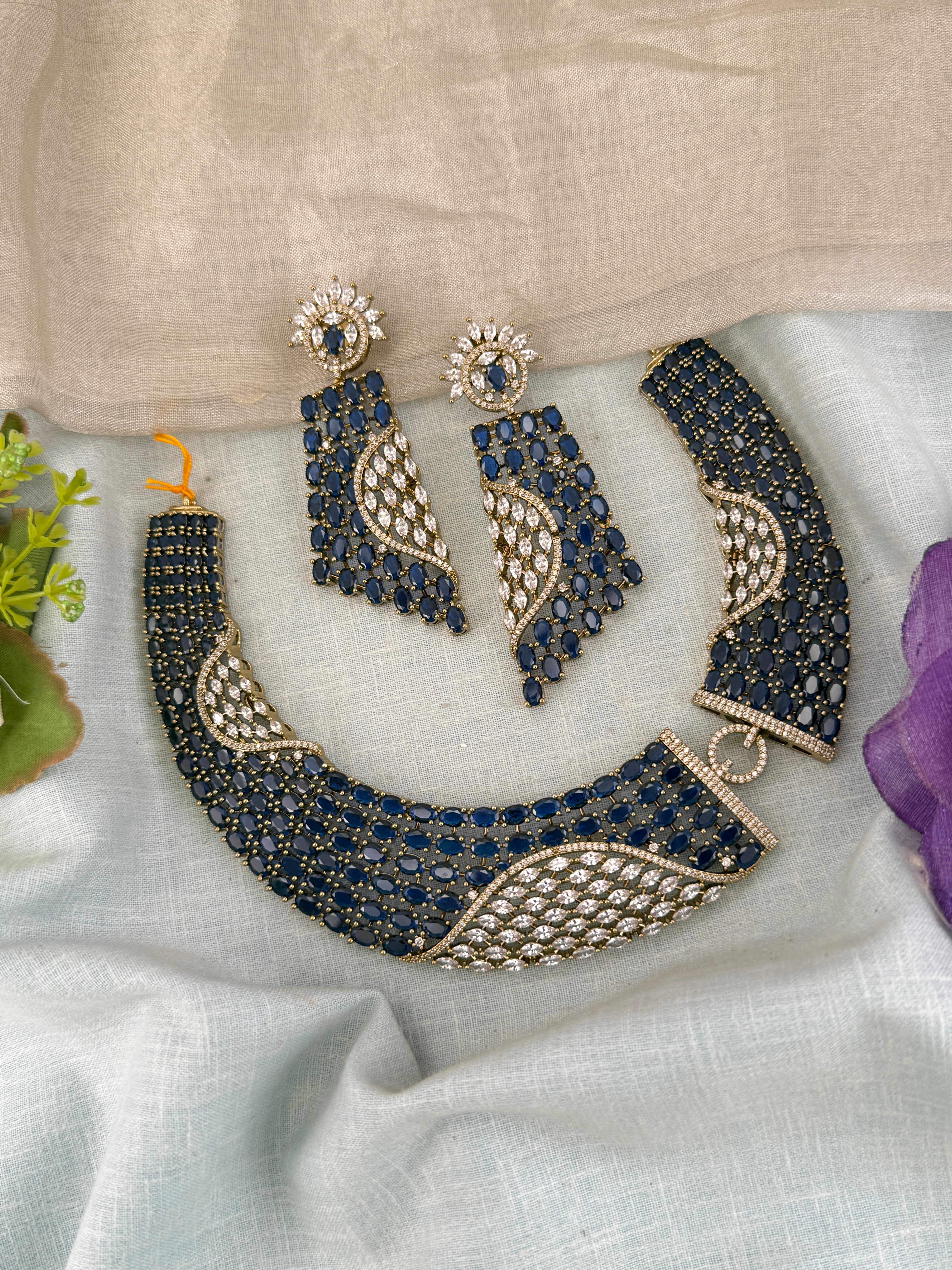 Disigner Stone Short Necklace Set 836
