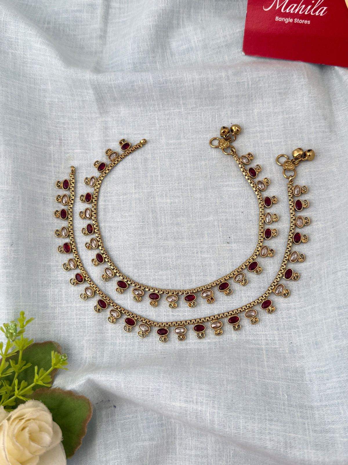 Elegant anklets for women
