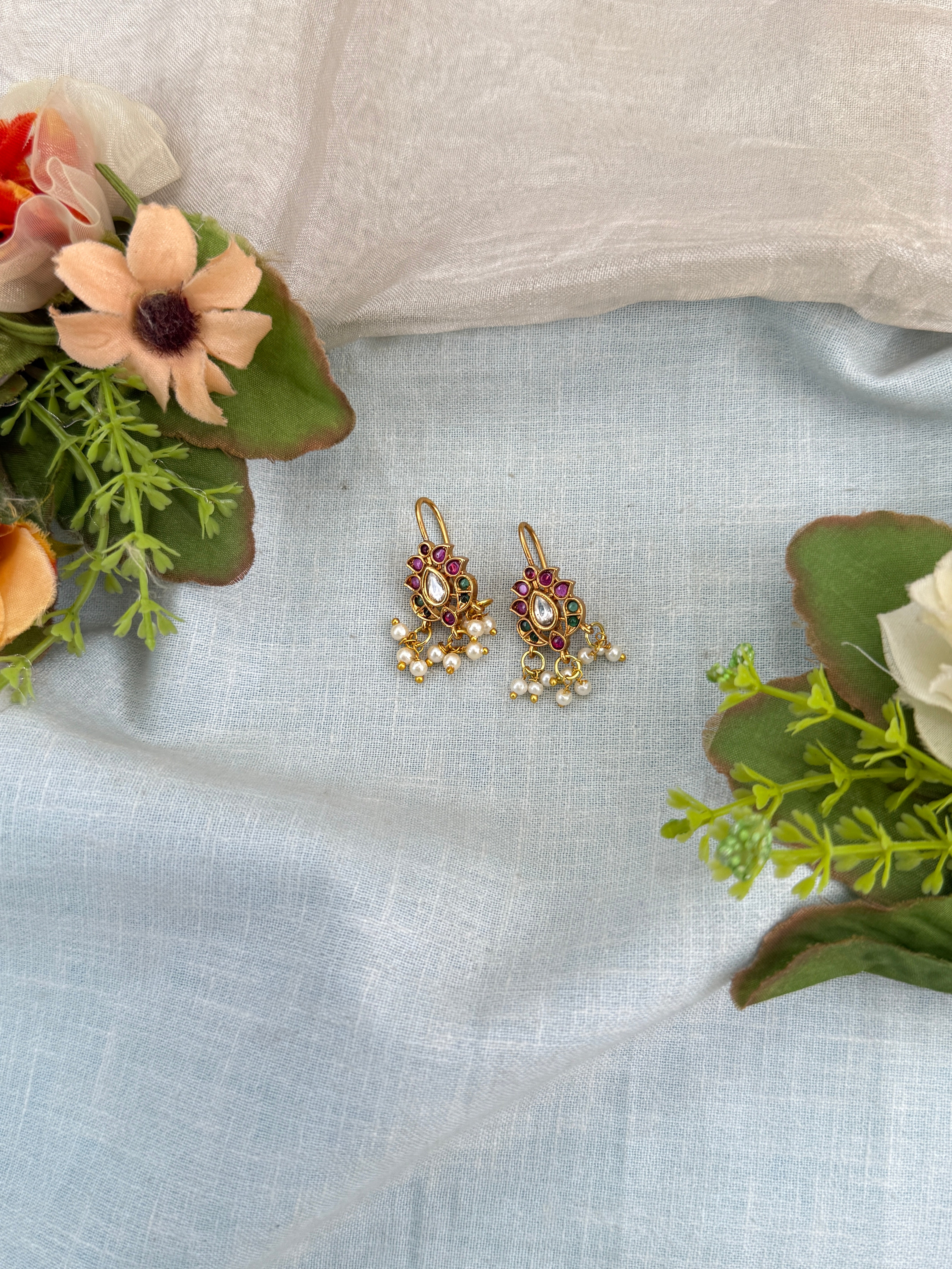 Antique Earrings, Bridal antique Kundan earrings, Antique kundan Jhumka