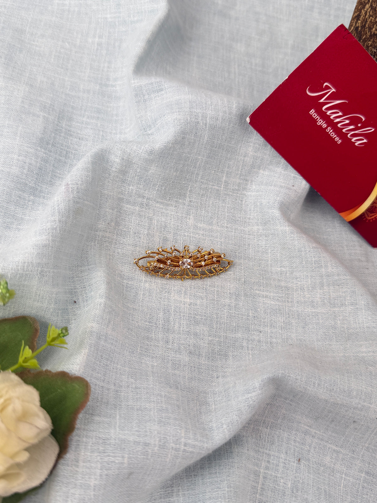 Stylish Saree Pins for women
