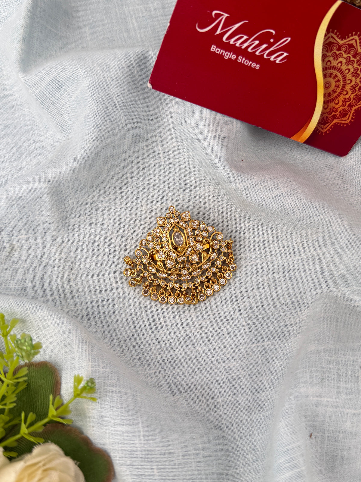 Stylish Saree Pins for women