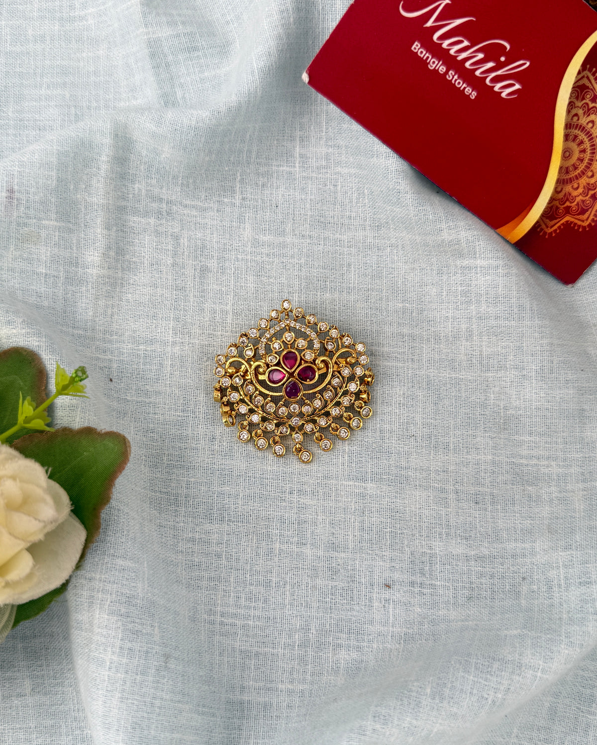 Stylish Saree Pins for women