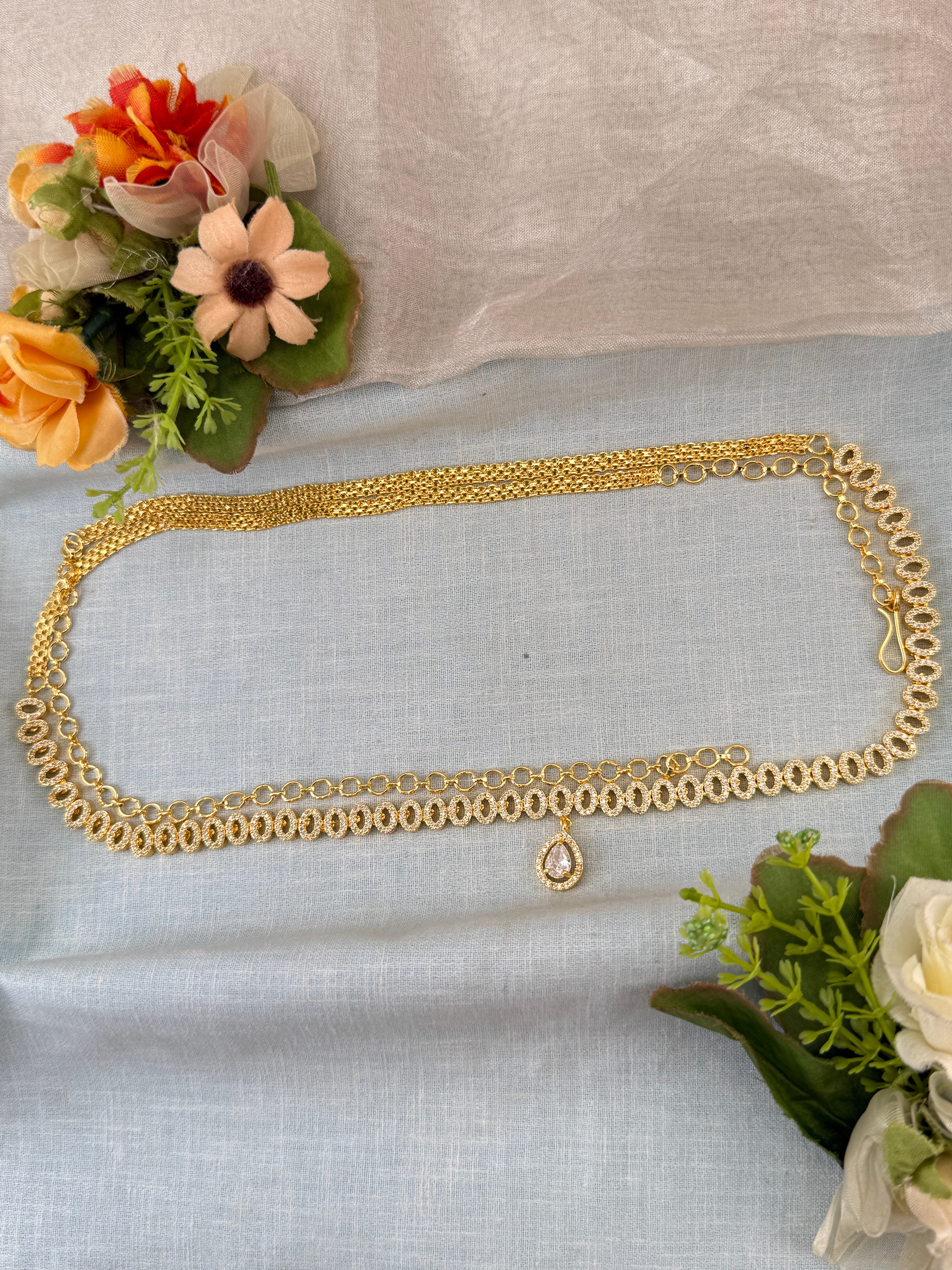 Luxurious Antique Chain Stone Vaddanam 7040