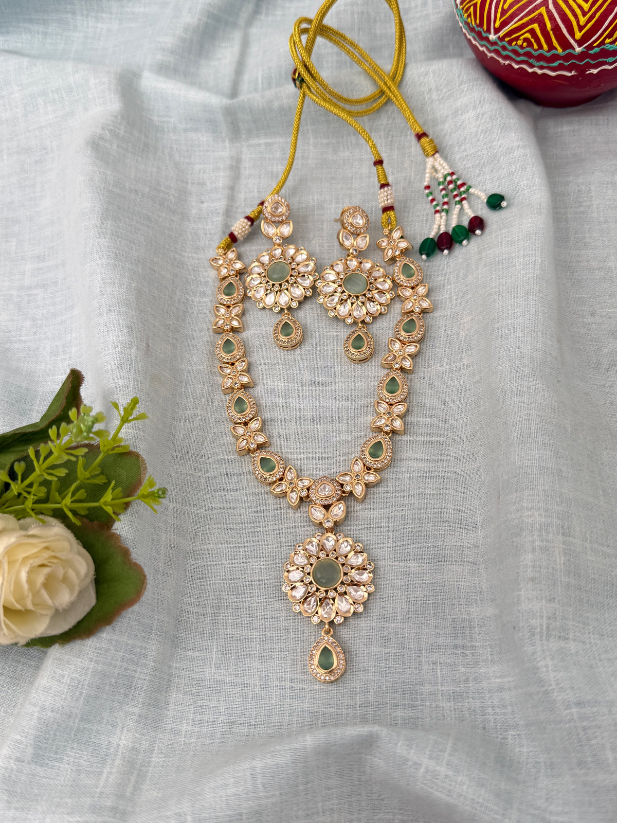 Traditional Kundan necklace for women