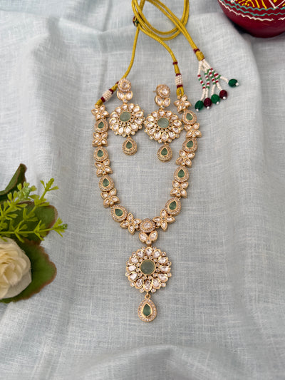 Kundan Designer Necklace Premium Short Set | N1272
