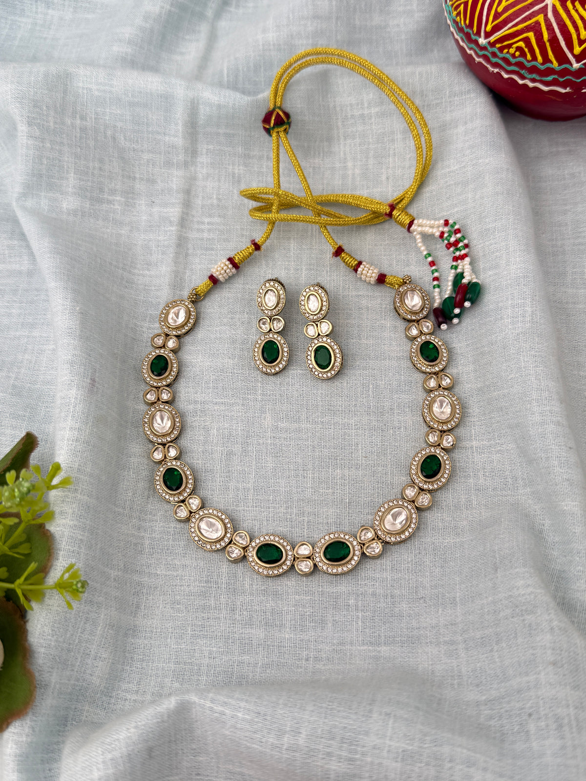 Kundan Designer Necklace Premium Short Set | N1275
