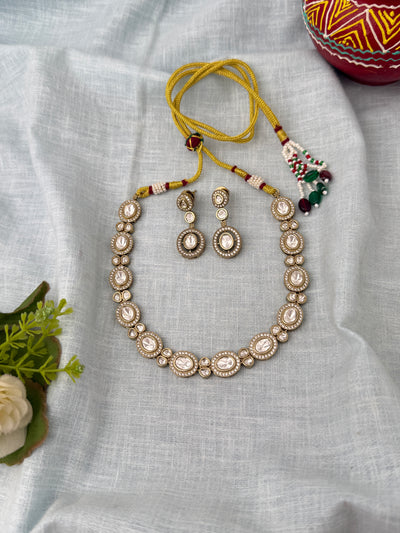 Traditional Kundan necklace for women