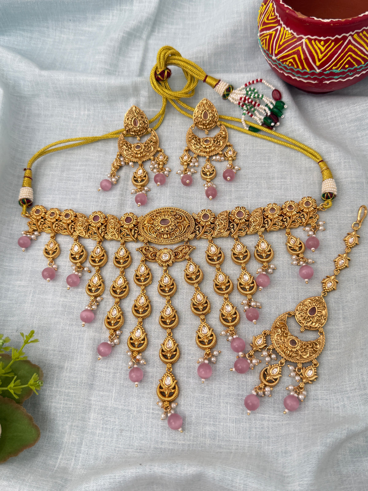Traditional Kundan necklace for women