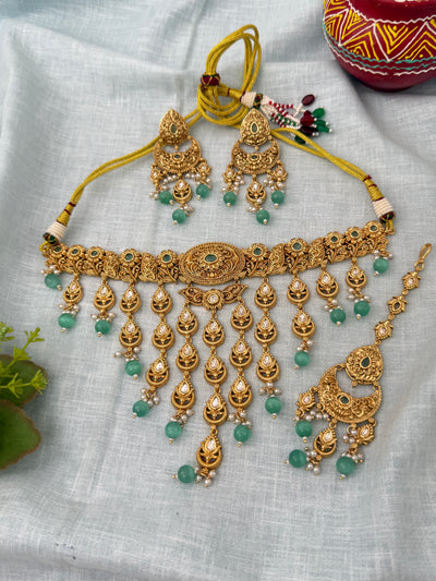 Traditional Kundan necklace for women
