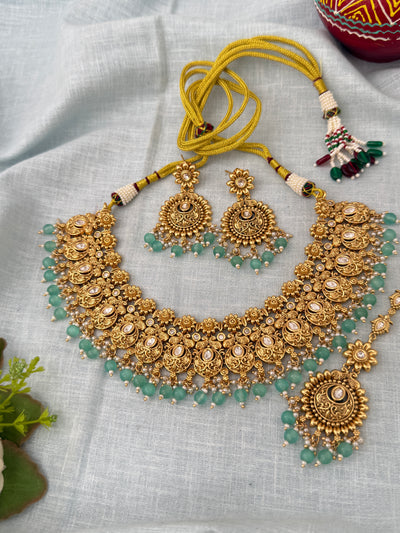 Antique Kundan Grand Necklace With Maang Tikka Short Set | N1299
