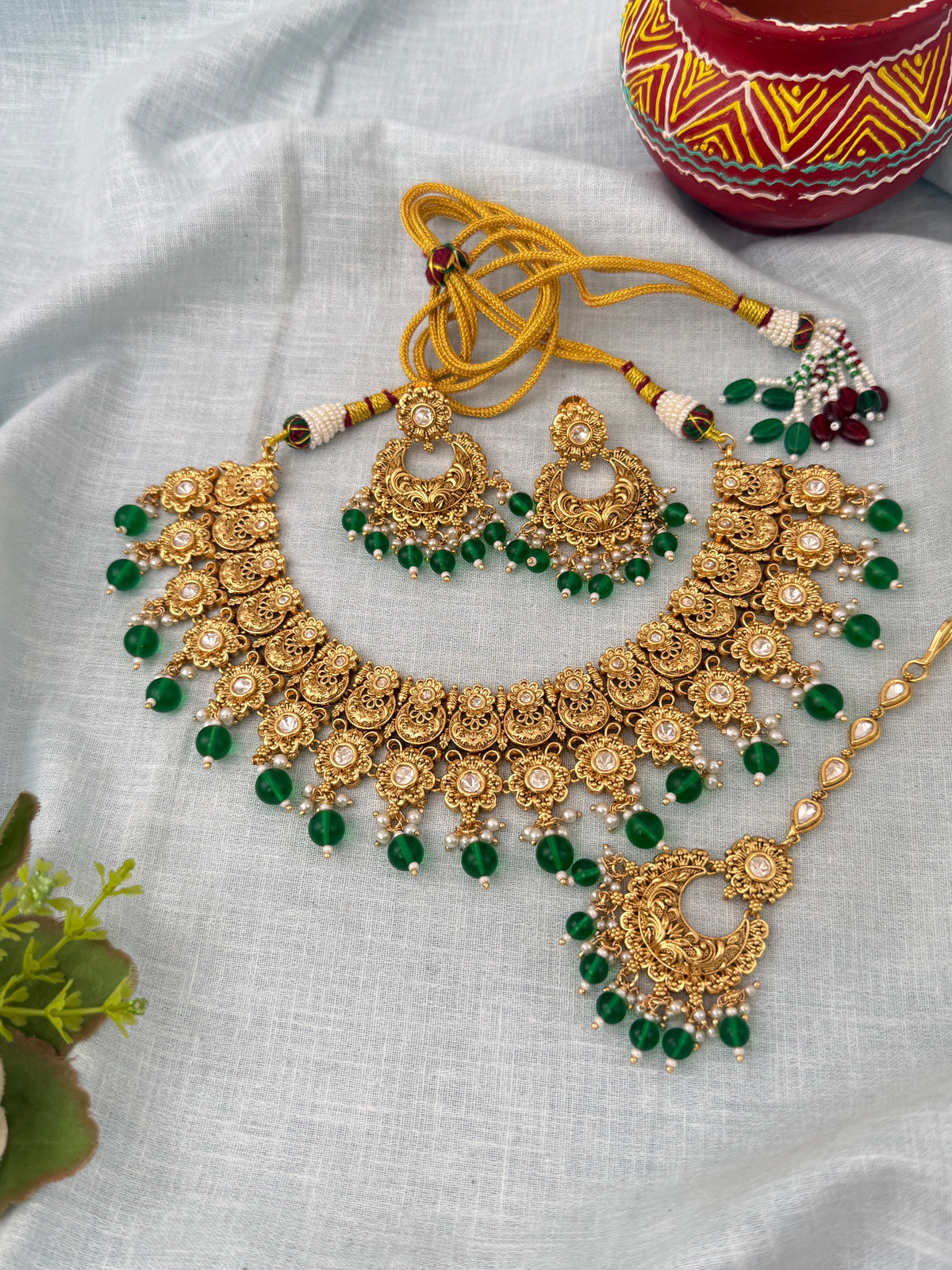 Traditional Kundan necklace for women