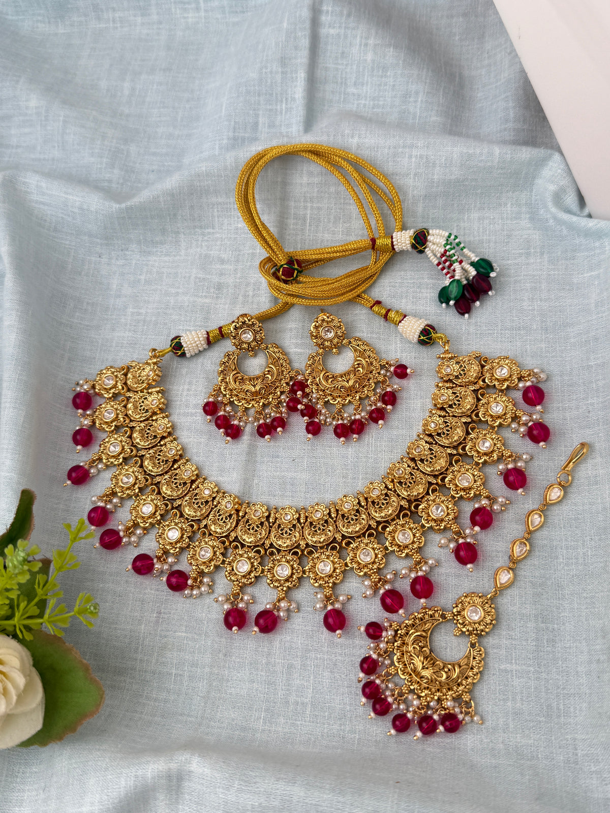Traditional Kundan necklace for women